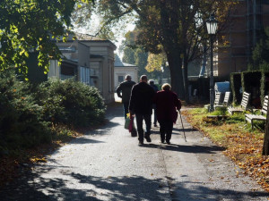 Blíží se památka zesnulých. Policie je připravena na kapsáře i sváteční řidiče v Brně