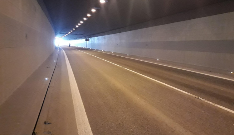 Dobrá zpráva. Jihlavským tunelem se může jezdit už od sobotního večera
