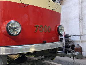 Brňané opravili retro šalinu z Prahy. Bude vozit cestující při mimořádných jízdách