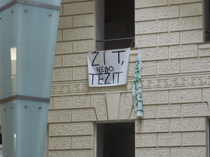 Nejsme aktivisté a v noci nám nebyla zima, chválí si mladí klimatickou stávku v Brně