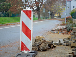 Město je rozkopané, abyste měli rychlý internet, uklidňuje naštvané lidi Vyškov