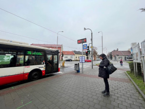 Brno jde s dobou. Příjezdy a odjezdy šalin v Židenicích ukazují digitální tabule