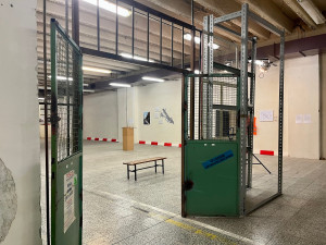 Ve skladech bývalého brněnského Prioru je výstava o migraci v Evropě