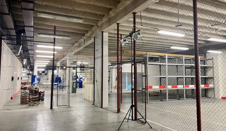 Ve skladech bývalého brněnského Prioru je výstava o migraci v Evropě