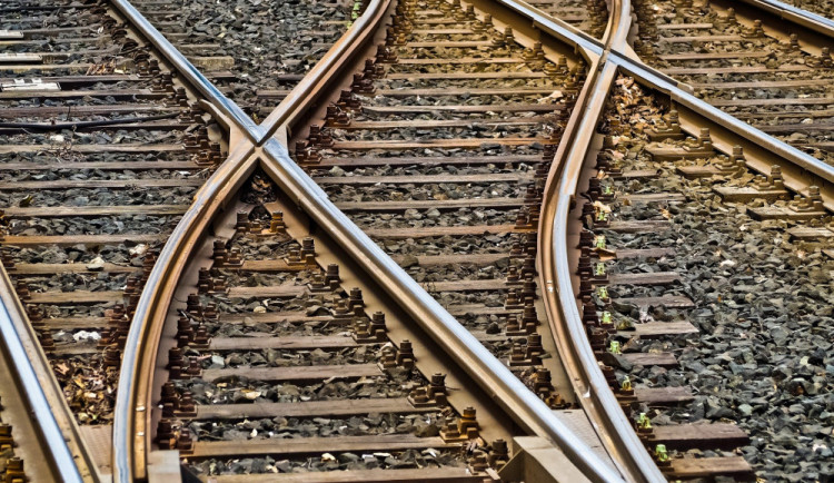 V Brně vykolejily tři vozy nákladního vlaku