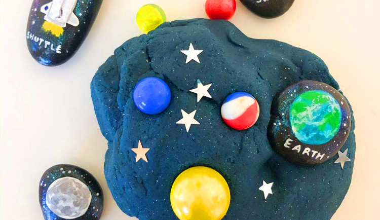 Namalujte vesmírný kamínek a vyhrajte dalekohled