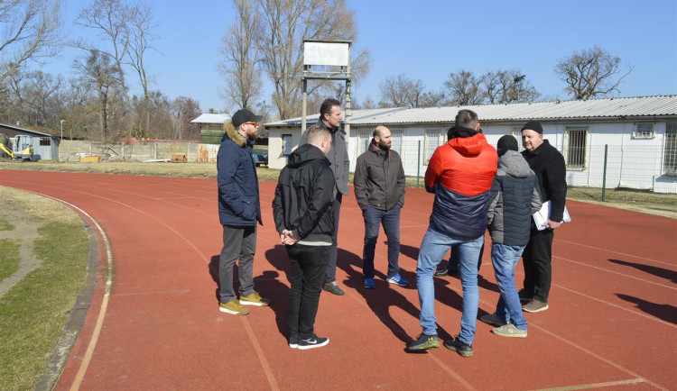 Ilustrační foto. Běžecký ovál v Hodoníně