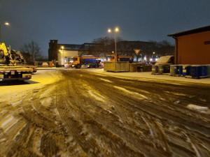 Jižní Morava je pod sněhem, hrozí nehody i ledovka