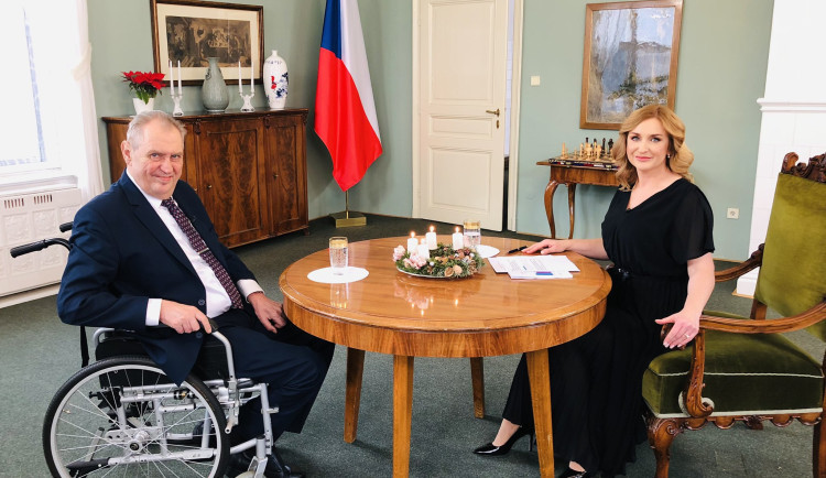 Zeman bude v prezidentské volbě volit Babiše kvůli jeho politické zkušenosti