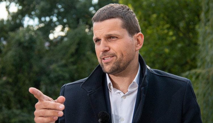 Hladík se dočkal. Lidovce nominoval premiér na ministra životního prostředí