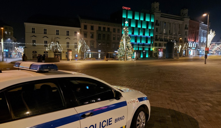 Muž z Brna přepálil rozjezd. Opil se tak, že ani neviděl na petardy