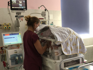 Nemocnice v Brně se za tři dekády postarala o tisíce novorozeňat s komplikacemi