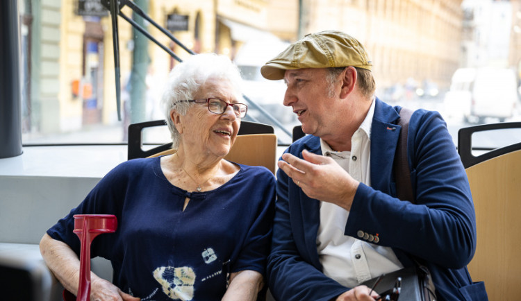 ANKETA: Jak se vám líbí nový hlas pražské MHD?