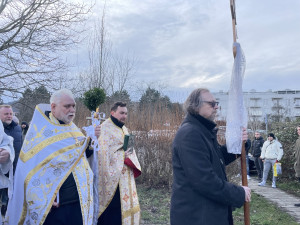 Brněnští věřící skočili do řeky, aby uctili památku Ježíše