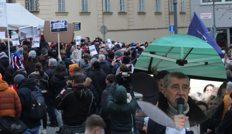 Odpůrci by klidně zvolili i Putina, abych nebyl prezident, hlásal v Brně Babiš