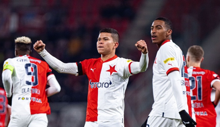 Fotbalová Zbrojovka favorita nezaskočila. Slavia rozhodla zápas ve druhé půli