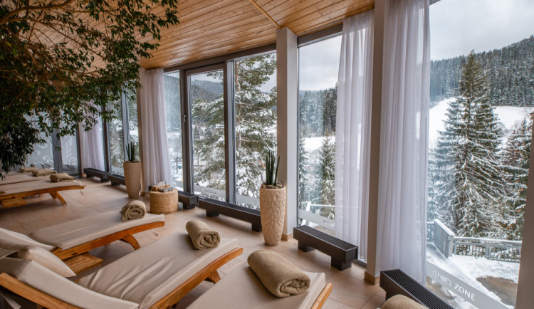 Termální bazény, lyže a sleva dvacet procent. Vyrazte v březnu do Velkých Karlovic