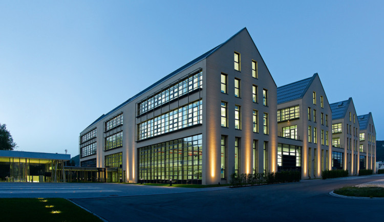 Groz-Beckert: Jehlařský gigant slaví v České republice 30. výročí