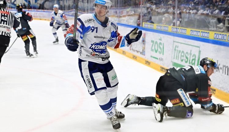 Kometa nasázela Spartě pět branek a zvítězil. V předkole play off vyzve Litvínov