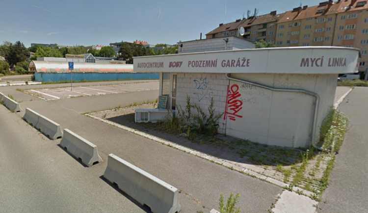 Firma musí zbourat podzemní garáže za brněnskými Lužánkami, rozhodl soud