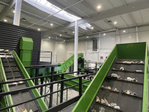 Brno nepotřebuje na třídění odpadků lidi. Pořídilo si nejmodernější stroj v republice