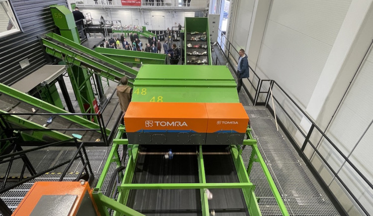 Brno má jako jediné město v Česku stroj, který automaticky třídí odpadky