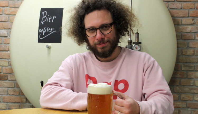 Starobrněnské pivo je pro mě za odměnu, říká rapper MC Gey