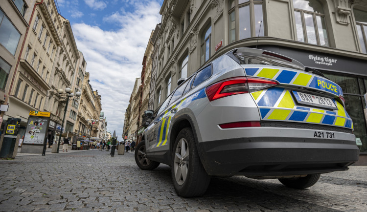 Třináctiletou dívku, která napsala dopis na rozloučenou a odešla z domu, našli v pořádku