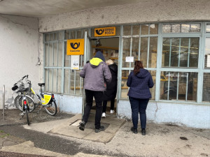 Kdo tohle vymyslel, zuří v Brně, Znojmě i Adamově kvůli zavírání pošt