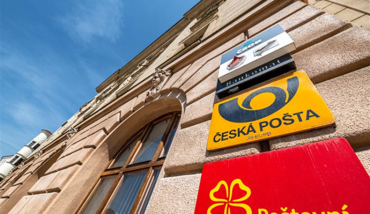 ANKETA: Město bude jednat s Českou poštou o rušení dvou poboček. Naše kapacity budou pro Jihlavany dostatečné, říká podnik