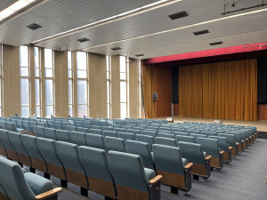 Polívka hledá v Brně nový domov pro divadlo. Pojďte do Bílého domu, říká po dohadech město