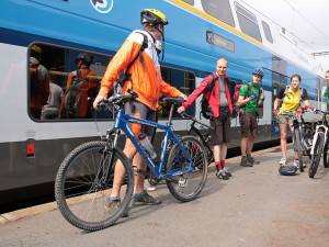 Na jižní Moravě vypravují nové spoje pro cyklisty. Kolaře zavezou na Pálavu i národního parku