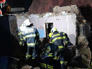 Výbuch na Znojemsku zdevastoval rodinný dům, jeden člověk zemřel