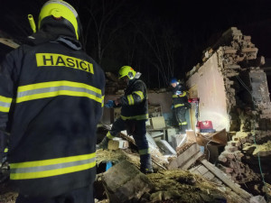 Výbuch na Znojemsku zdevastoval rodinný dům, jeden člověk zemřel