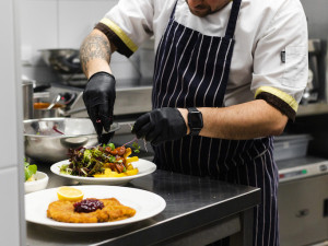 Brno není jen o nudlích a burgerech, říká kuchařský mistr, který oprašuje rakouskouherské recepty