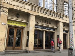 Lidé v Brně se bojí konce univerzitního kina. Podepisují petici