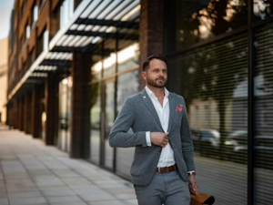 Kariéra, benefity i práce z kavárny. Pojišťovnictví je o pomáhání lidem, říká šéf brněnské Allianz