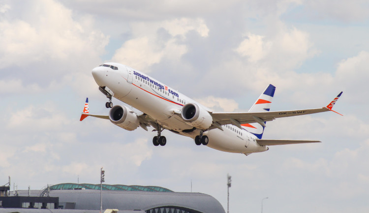 První charterový let v letošní sezoně