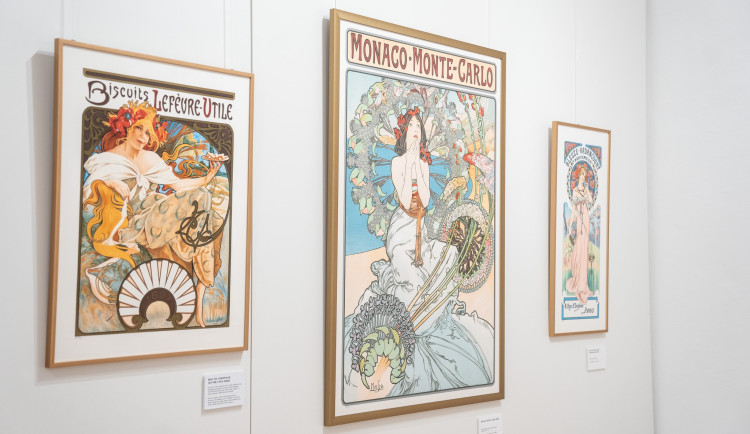 Již odhalená výstava Alfons Mucha: Květinové světy v Pišťanech