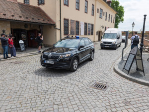 Rukopisy Elišky Rejčky dorazily do Brna s policejním doprovodem