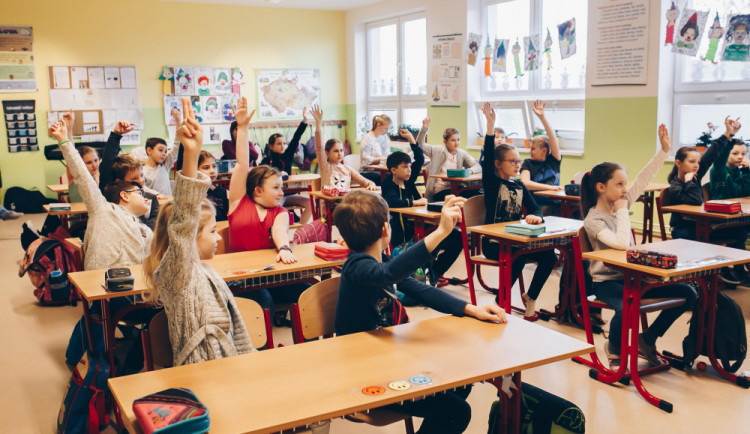 Škola v Brně má problémy s kapacitou. Žáky z Ukrajiny přeřadí jinam