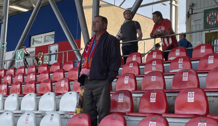 Fotbalový fanoušci nemají v posledních letech moc důvodů k radosti