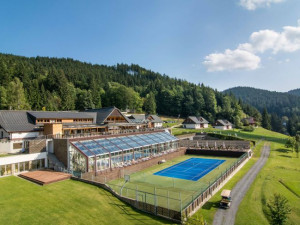 Letní ráj v Beskydech: zažijte dovolenou s wellness a skvělým jídlem ve Velkých Karlovicích