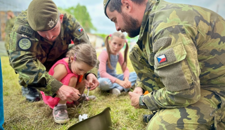 Projekt POKOS podpořil Den otevřených dveří u  74. mechanizovaného praporu 