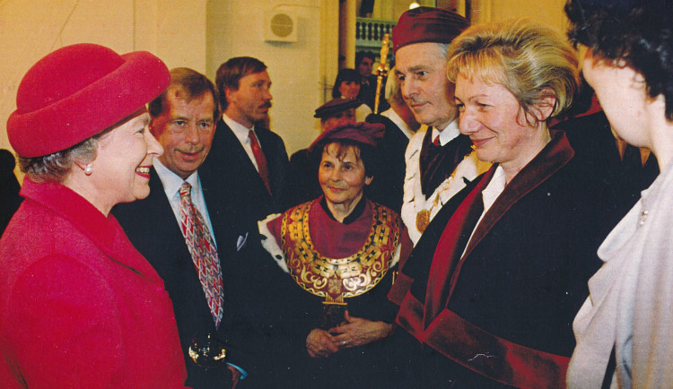 Hudebnice z Brna, kterou vyznamenal prezident Zeman, oslavila sto let