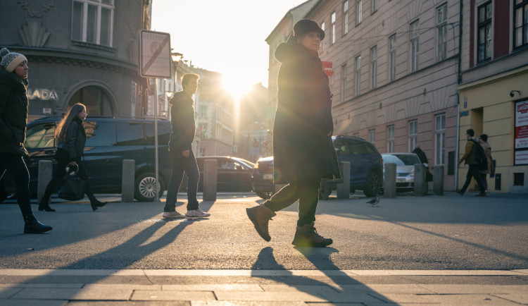 Lidé v Brně se rozvádějí nejméně v historii a šetří s plynem i vodou, říkají statistiky