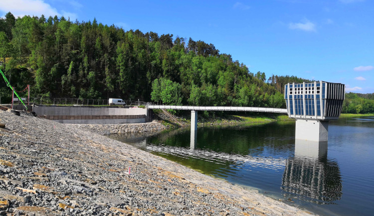 Vodohospodáři vrátili zpět vodu do letovické nádrže. Práce ale nabraly zpoždění 