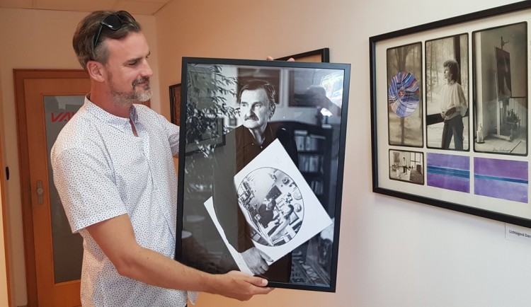 V Brně vzpomínají na legendárního fotografa, který zvěčnil dohodu Klause a Mečiara