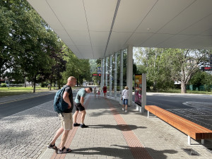 Z Kuřimi do světa. Město má nové autobusové nádraží i cyklistickou myčku