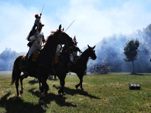 U Znojma si připomněli napoleonskou bitvu. Ve vedru se sešlo dvě stě vojáků